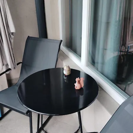 With Free Parking - Center Apartman