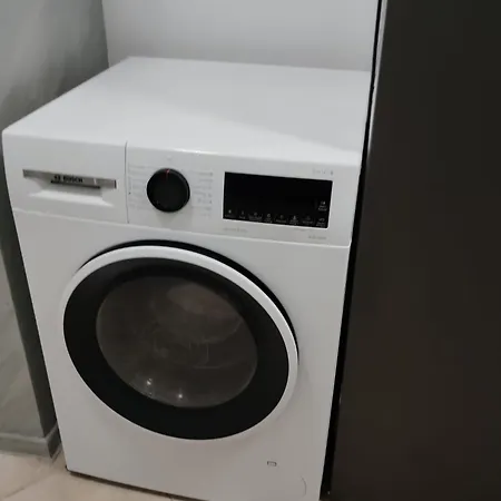 Апартаменти With Free Parking - Center